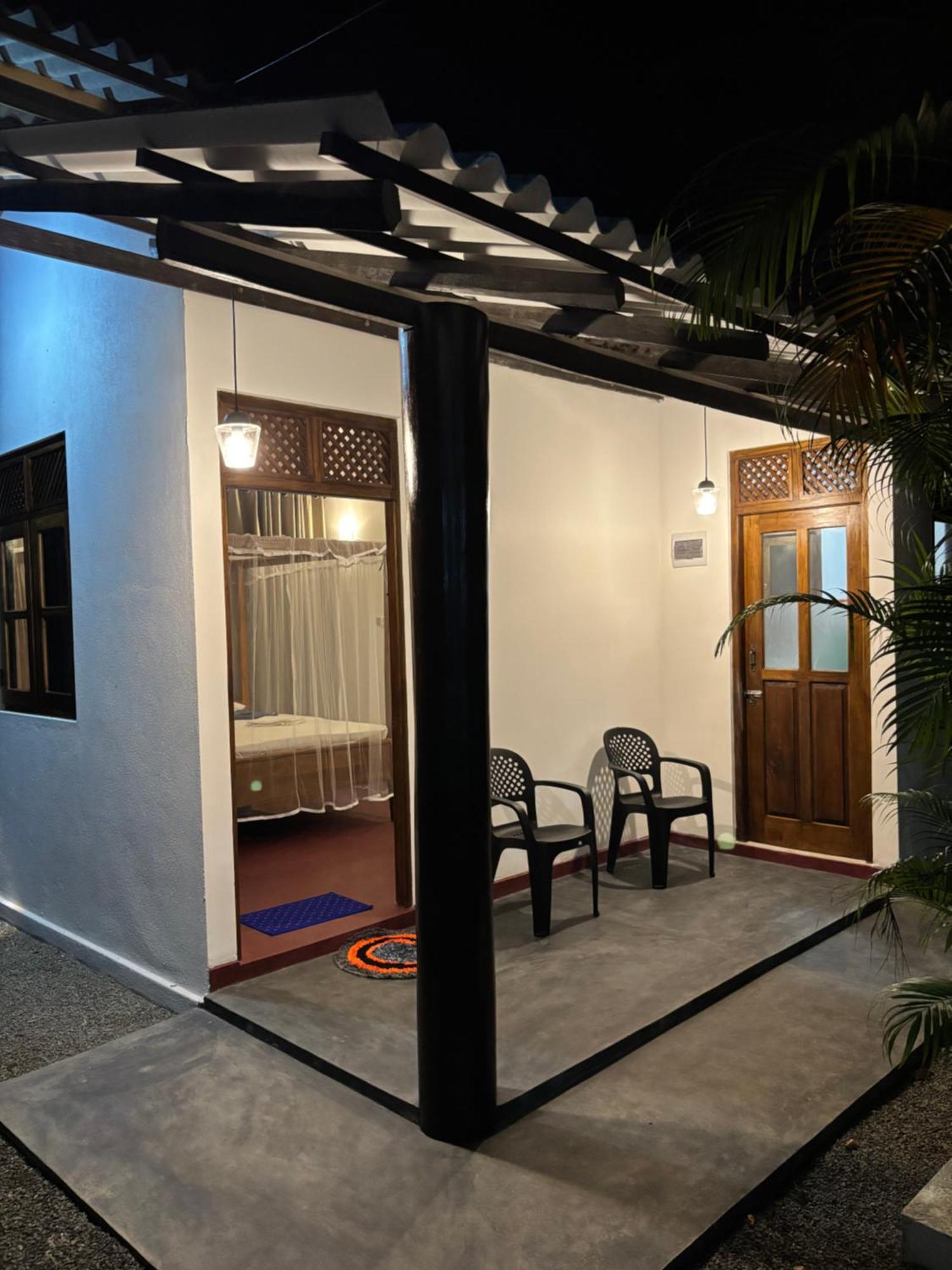 Ima House Bed & Breakfast Dikwella Exterior foto